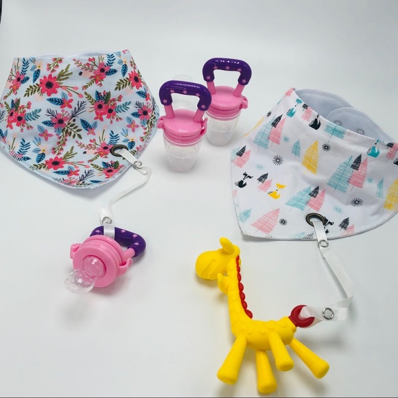 Fashion Baby Bibs With Pacifier Hangers Teether - Picture 2 of 16